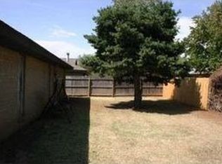 8808 Parkridge Dr, Oklahoma City, OK 73132