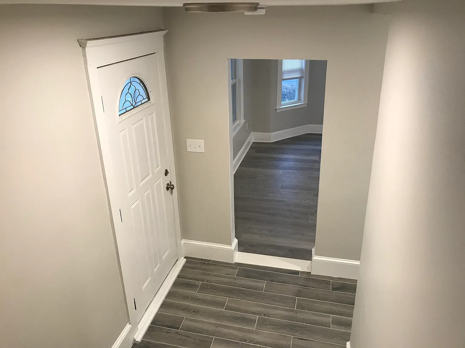 3 bed, 2.5 bath, 1707 sqft, $3,700 — Photo 4