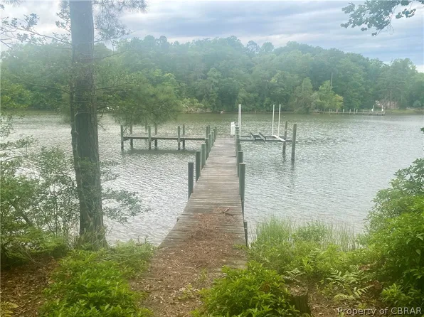8B Bogey Neck Rd #8B, Heathsville, VA 22473