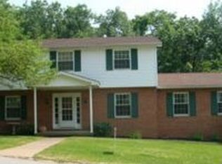 32 N Hills Dr, Parkersburg, WV 26104