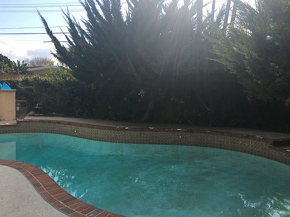 2nd image of 23510 Burbank Blvd