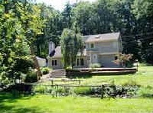 74 Bogle St, Weston, MA 02493