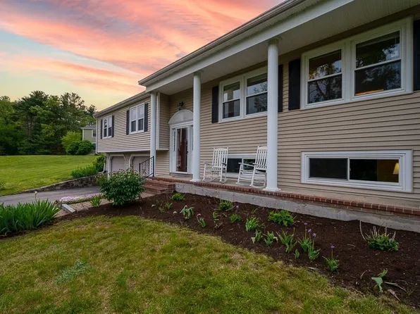 14 Jethro Peters Ln, Northborough, MA 01532
