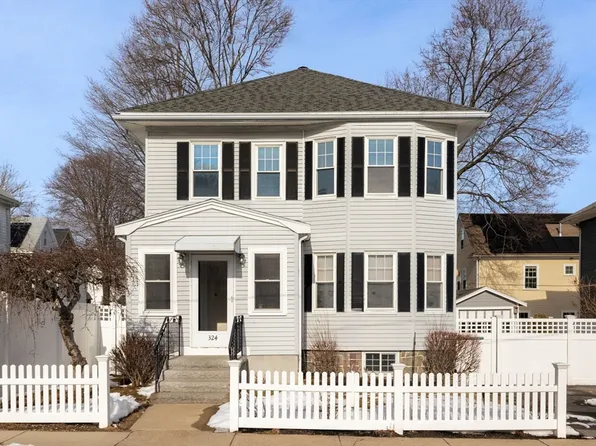 324 Beech St, Roslindale, MA 02131