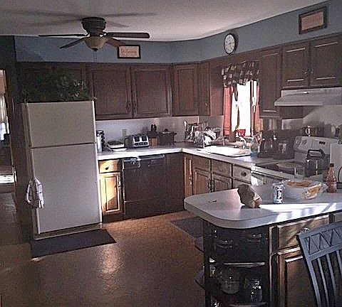 4th image of 27 Ulenski Dr