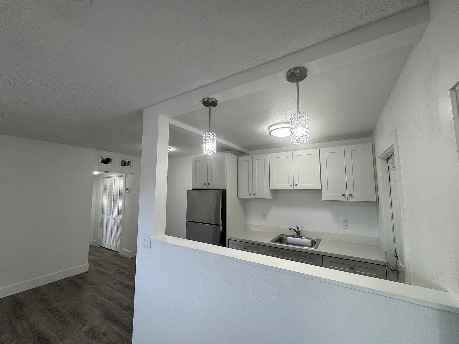 1 bed, 650 sqft, $1,695 — Photo 4
