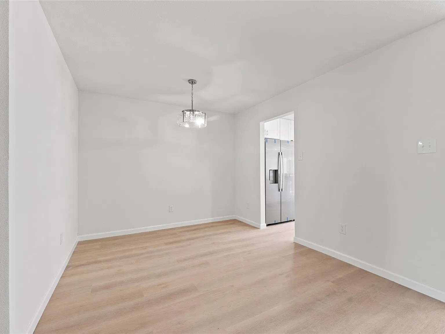 4 bed, 3.0 bath, 2632 sqft, $3,100 — Photo 4