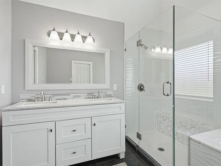 410 Roundabout Dr — Photo 22