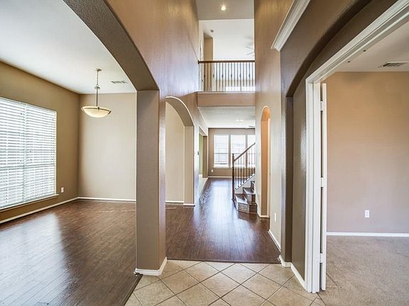 5th image of 625 Spice St