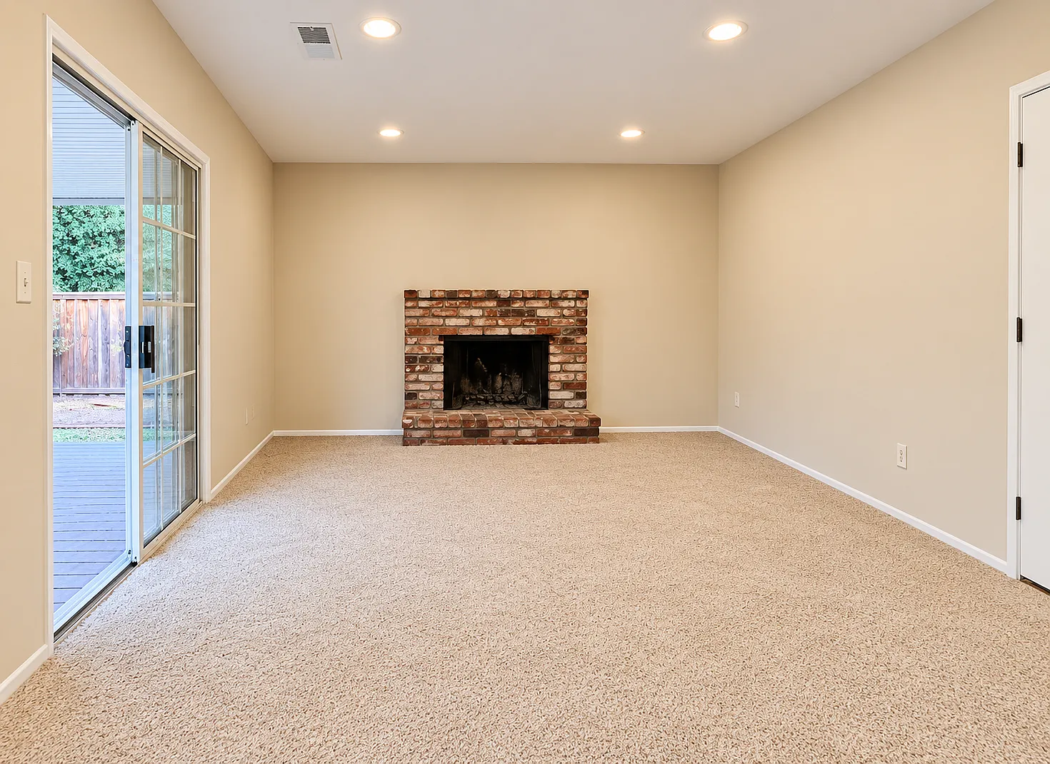 510 Linford Place - 1 — Photo 3