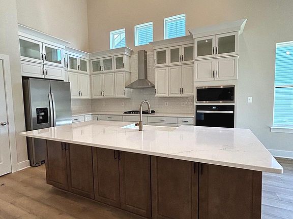 2nd image of 30078 Chase Oaks Dr