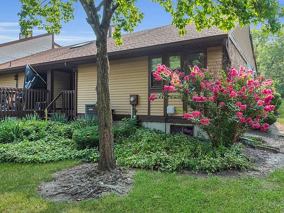 2nd image of 31 Eland Ct