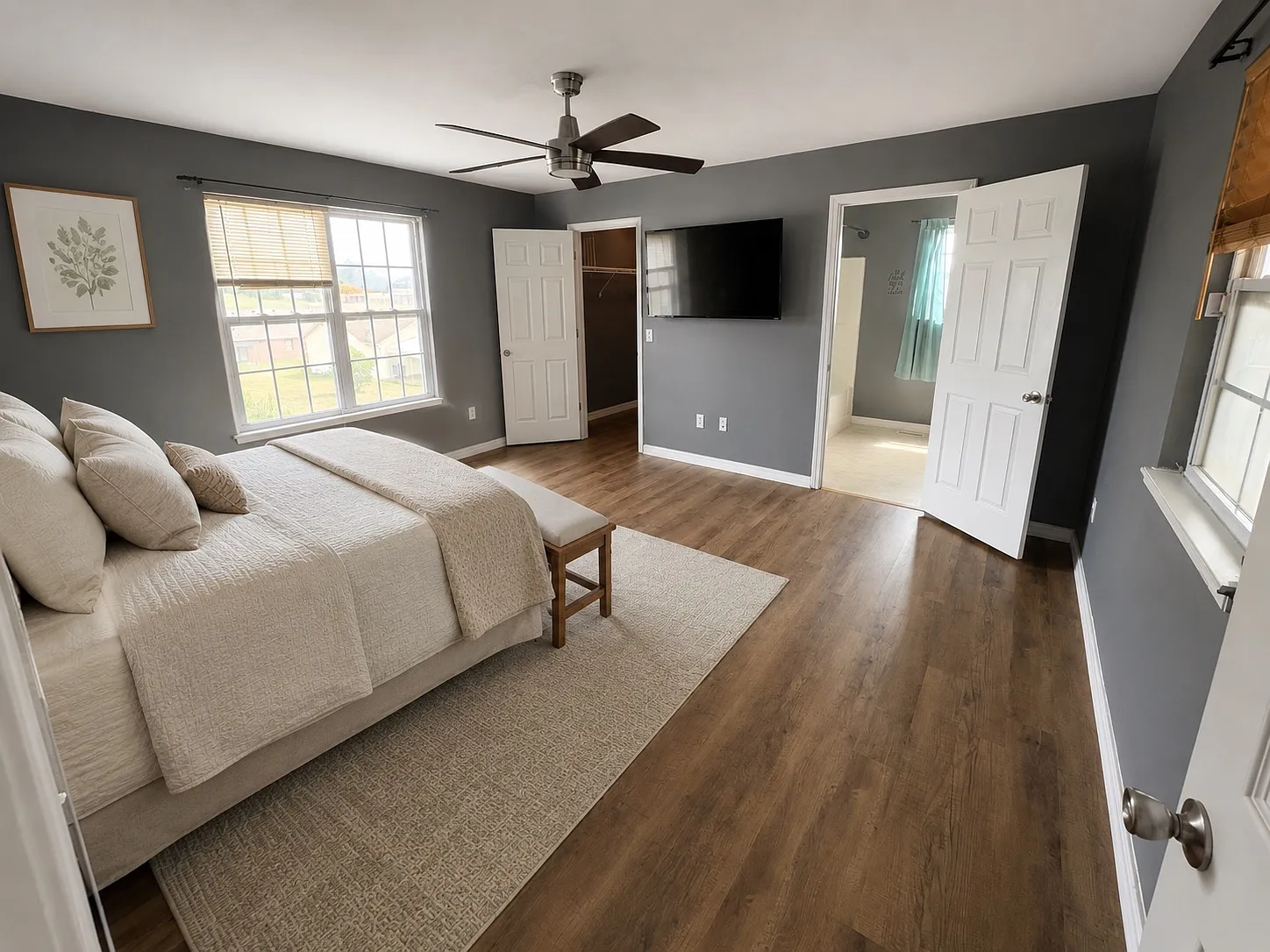 3 bed, 2843 sqft, $1,500 — Photo 2