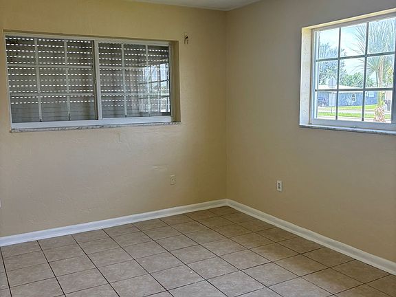 5th image of 22112 Midway Blvd
