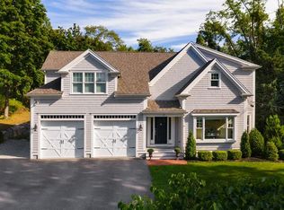 37 Reservoir Rd, Cohasset, MA 02025