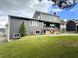 49 Wellington St, Corner Brook, NL A2H5H9