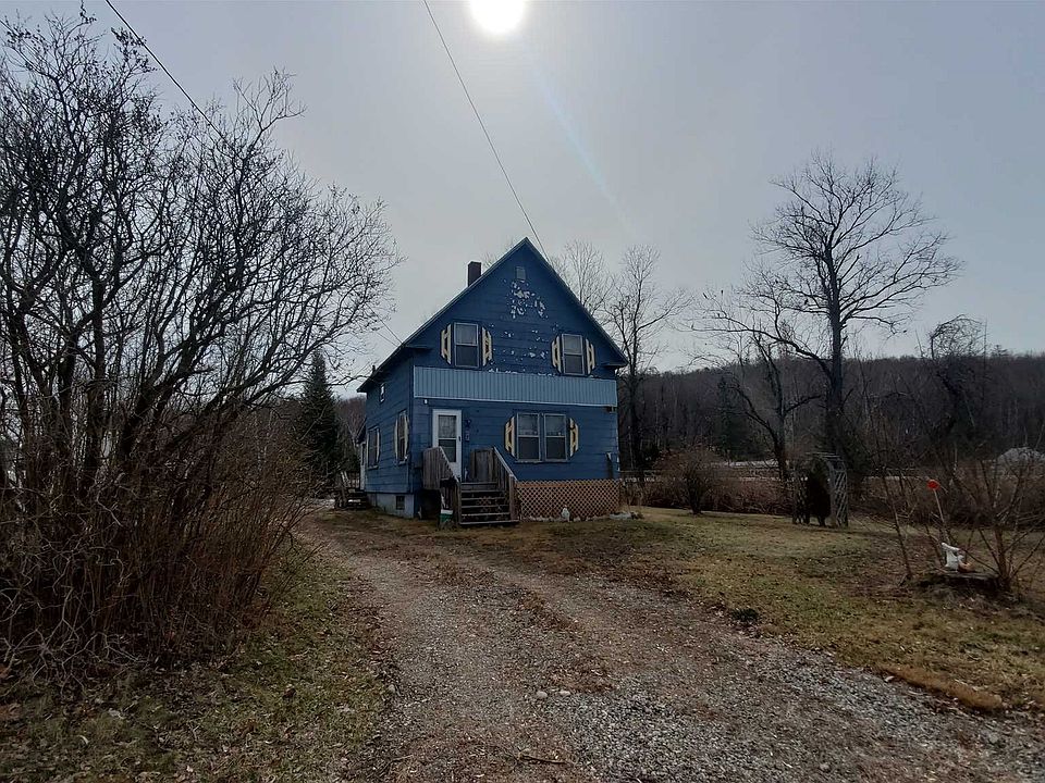 89 Brooklyn St Groveton, NH, 03582 Apartments for Rent Zillow