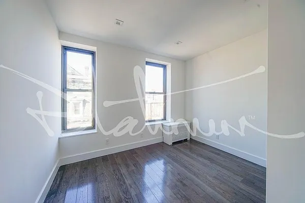 Rented by Platinum Properties | media 26