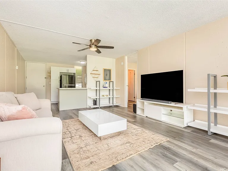 95-045 Waikalani Dr #G204 — Photo 6