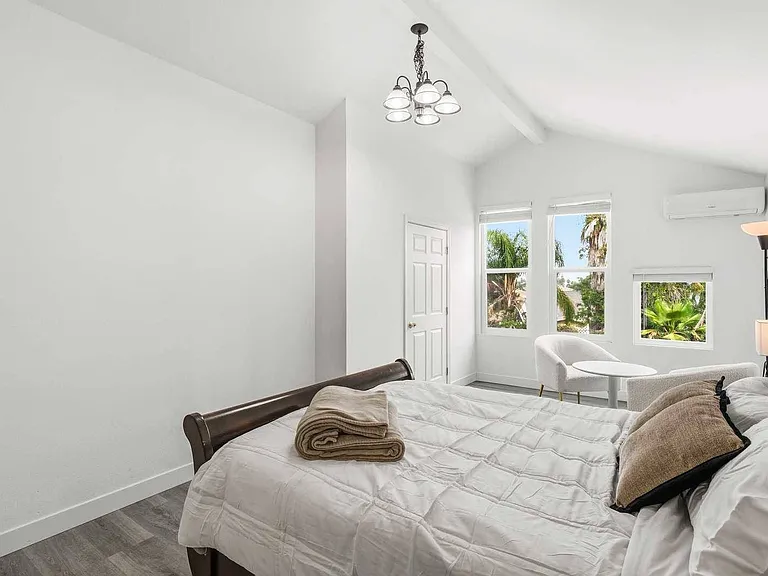 14833 Maywood Dr — Photo 17