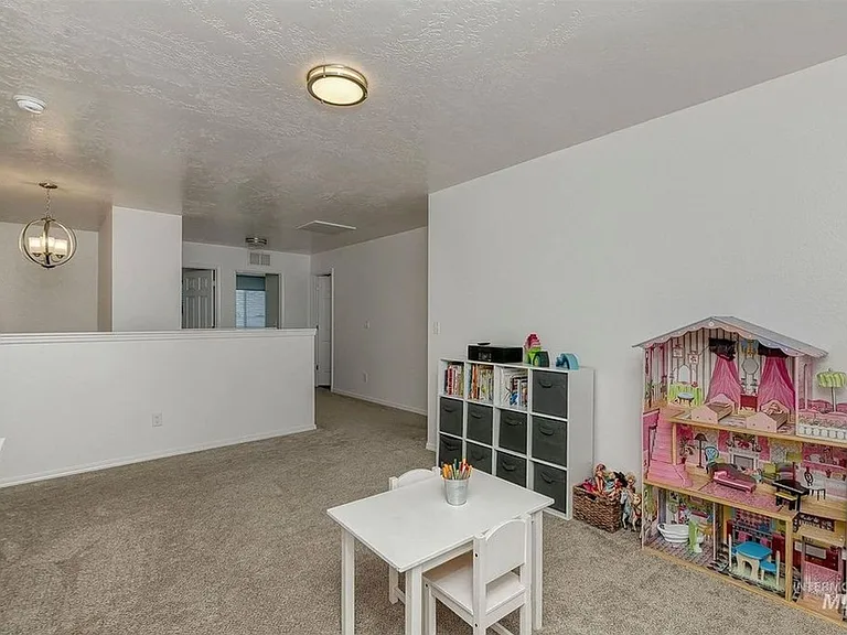 733 S Flintstone Ave — Photo 15
