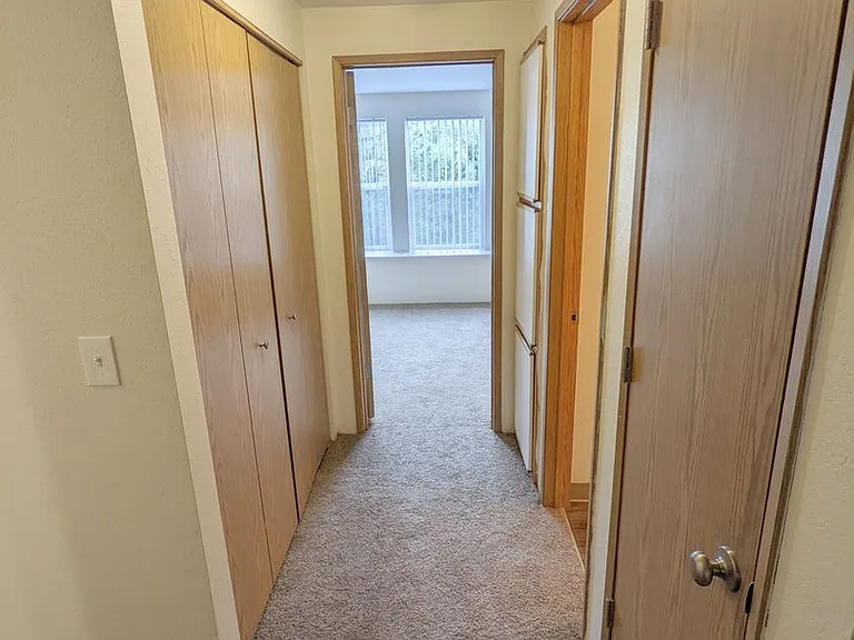 Treehill Commons — Photo 36