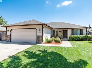 568 Creswood Loop, Creswell, OR 97426