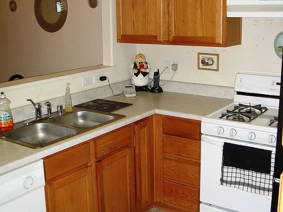 4th image of 6501 San Antonio Dr NE Building 9