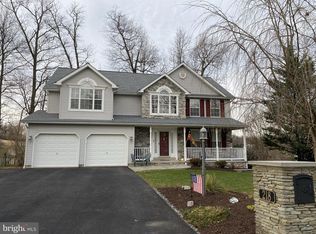 218 Jenny Ln, Stewartstown, PA 17363