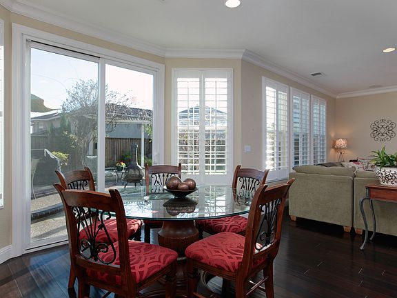 5th image of 3708 Penwood Pl