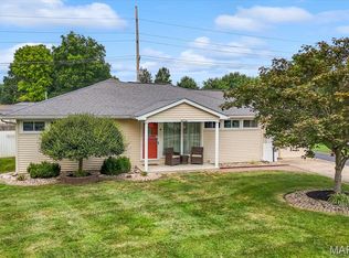 2445 Woodlawn Ave, Granite City, IL 62040