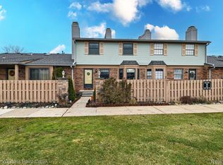 2011 Vine Way Dr APT 66, Canton, MI 48188