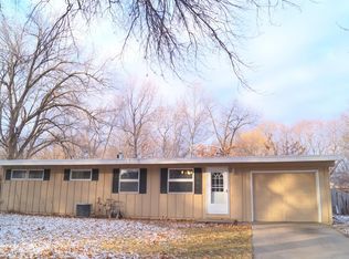 367 Prestwick Rd, Lincoln, NE 68505