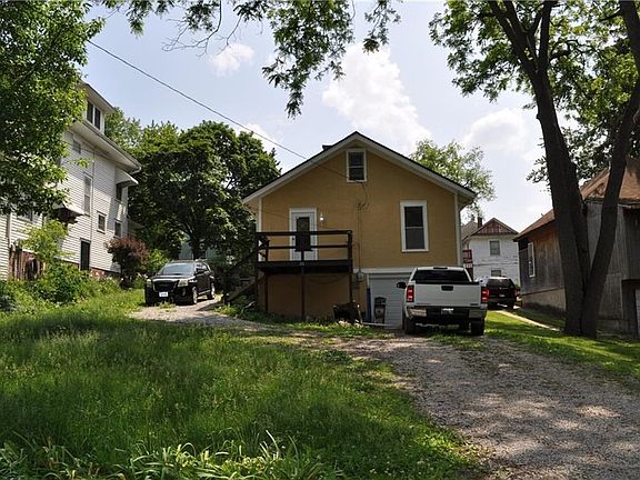 5th image of 2919 Jules St