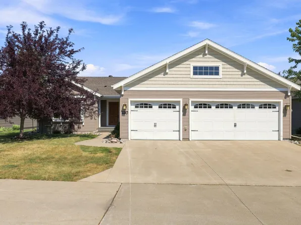 220 15th Avenue Way E, West Fargo, ND 58078