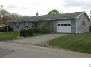 1021 Candilak Ln, Slatington, PA 18080