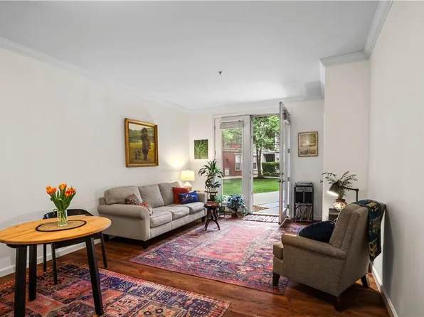 1000 Providence Pl APT 129, Providence, RI 02903