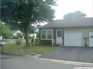 35B Easton Dr #61, Whiting, NJ 08759