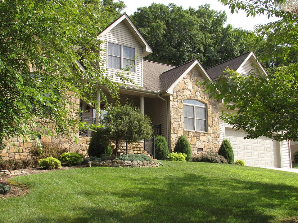 2nd image of 46 Chelteham Ln