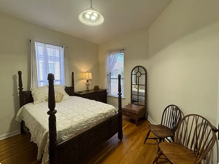 423 Walter St SE — Photo 8