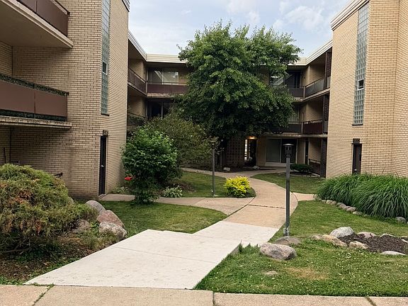 4th image of 12546 Fairview Ave APT 3D