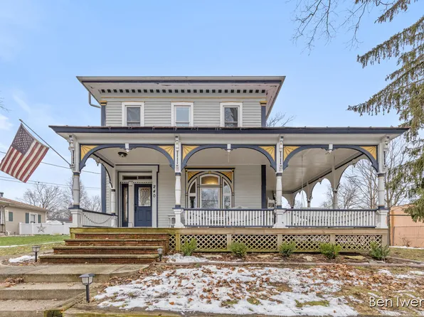 240 Church St, Saranac, MI 48881