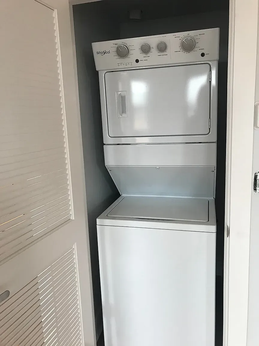 1 bed, 800 sqft, $1,835 — Photo 4
