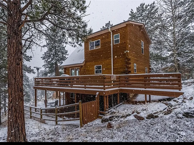 146 Jones Rd — Photo 2
