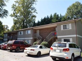 1810 2nd Ave NW, Hickory, NC 28601