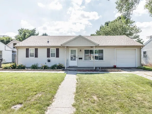 917 N 28th St, Mattoon, IL 61938