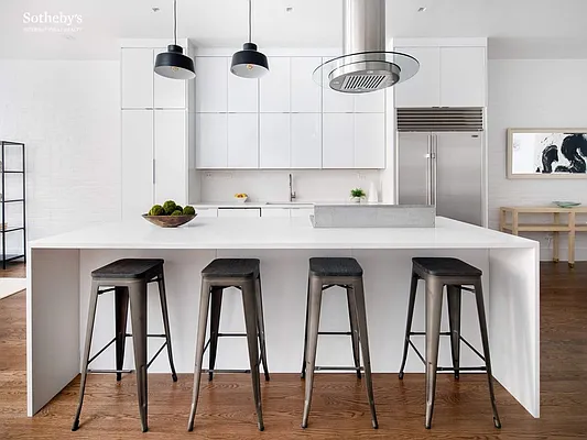 Sold by Sotheby's International Realty | media 12