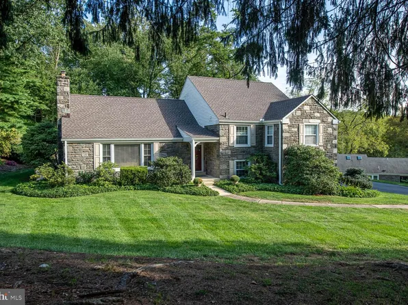 5 Brennan Dr, Bryn Mawr, PA 19010