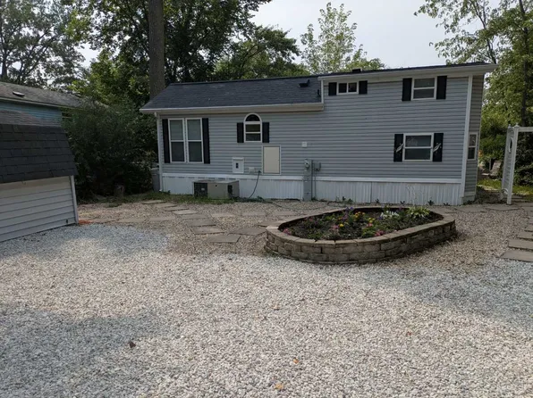 96 Fossil Ridge Rd, Wilmington, IL 60481
