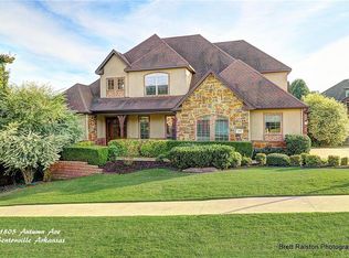 1805 NW Autumn Ave, Bentonville, AR 72712